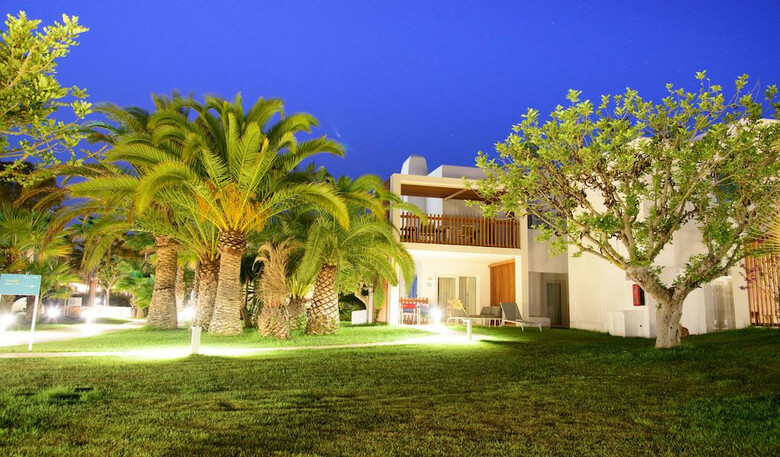 Hotel Cala Llenya Resort Ibiza