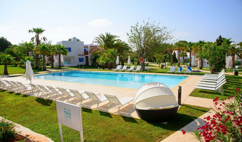 Hotel Cala Llenya Resort Ibiza