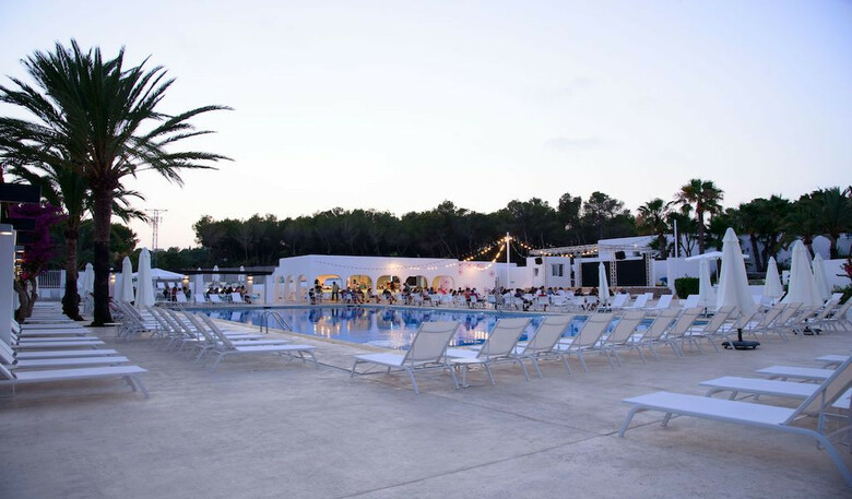 Hotel Cala Llenya Resort Ibiza