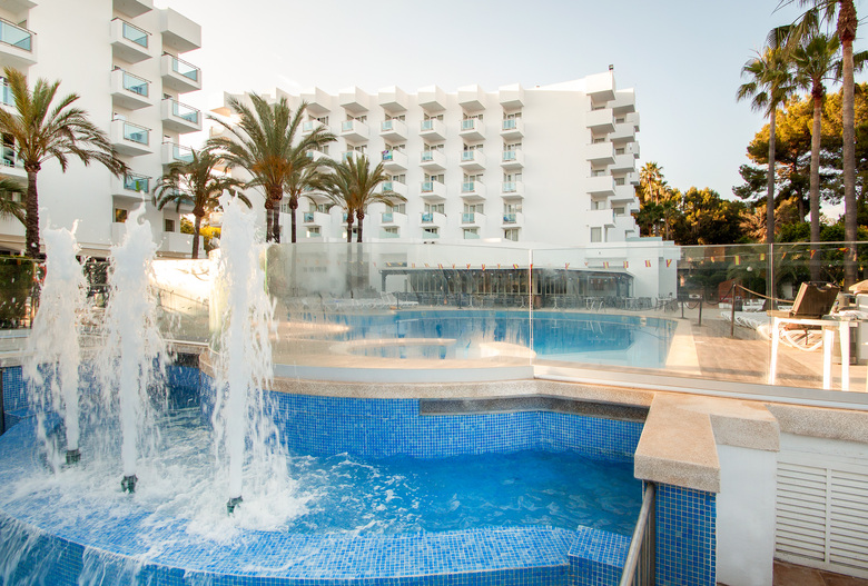 Hotel Globales Maioris