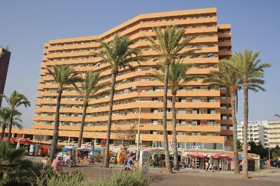 Apartamentos Pil-lari Playa