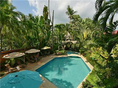 Canciones Del Mar Hotel