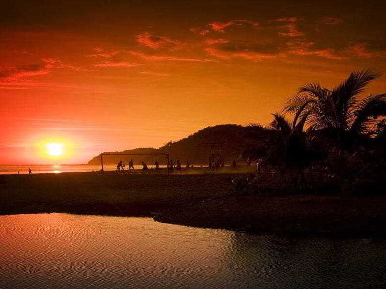 Canciones Del Mar Hotel