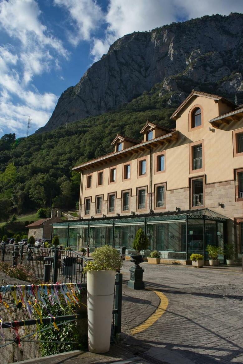 Hotel Balneario La Hermida