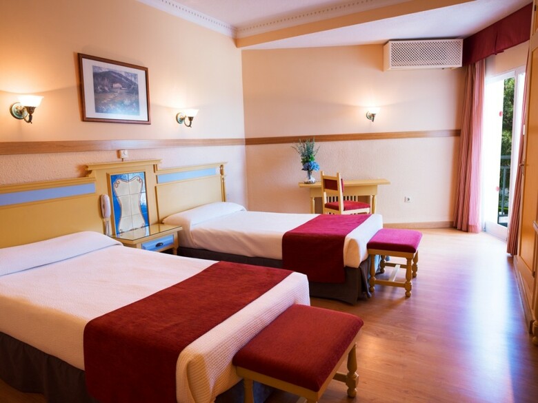 Hotel Monarque Torreblanca