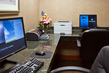Hotel Holiday Inn Airport
