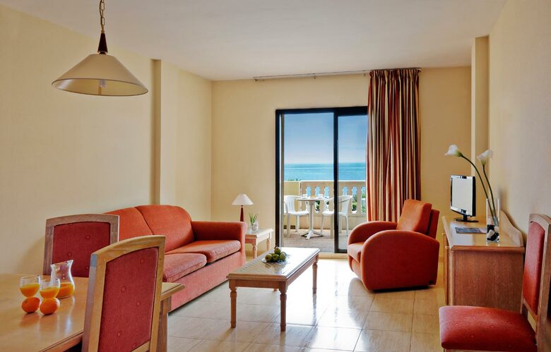 Apartamentos H10 Costa Salinas