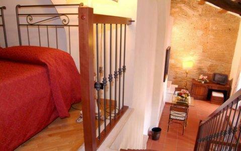 Hotel Domus Sessoriana