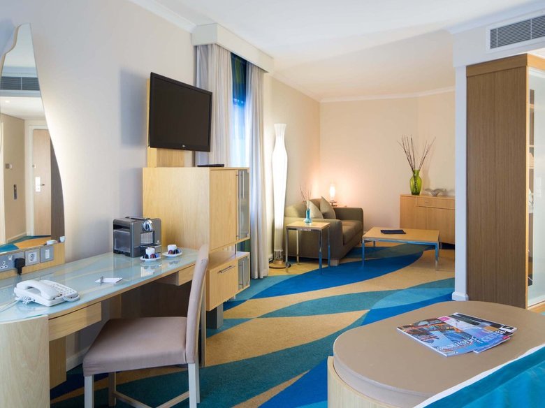 Radisson Blu Hotel London Stansted Airport