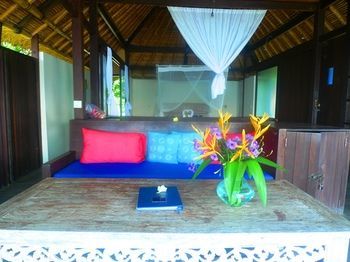 Bloo Lagoon Village
