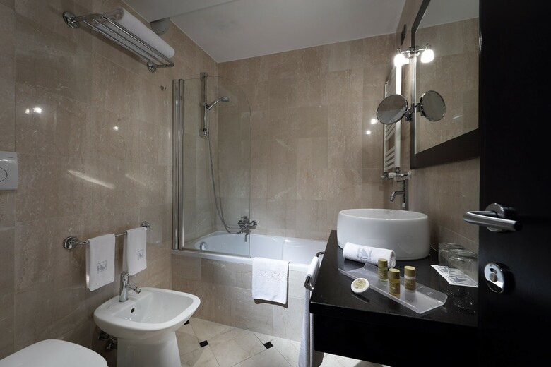 Hotel Exe International Palace