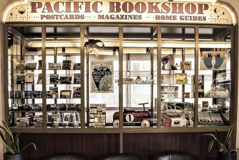 Hotel Pacific