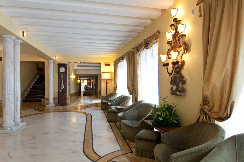 Hotel Continental, Bw Premier Collection