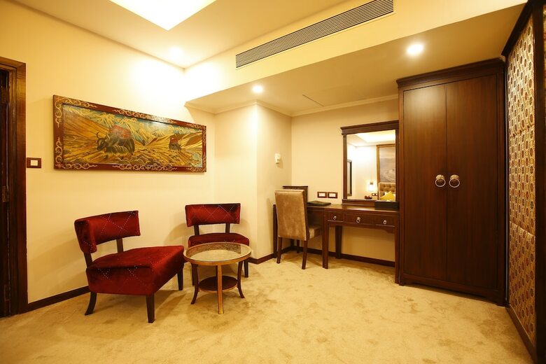 Hotel Royal Singi
