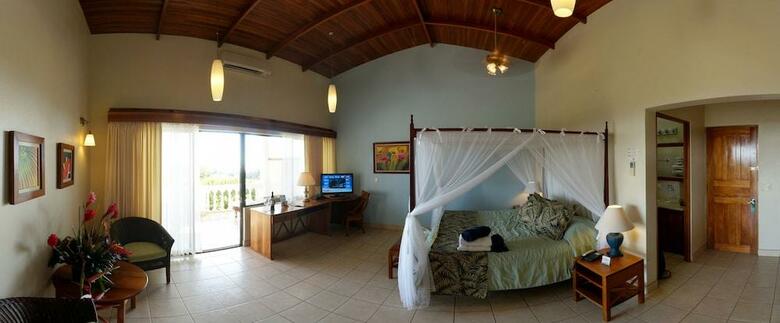 Hotel Cristal Ballena Resort