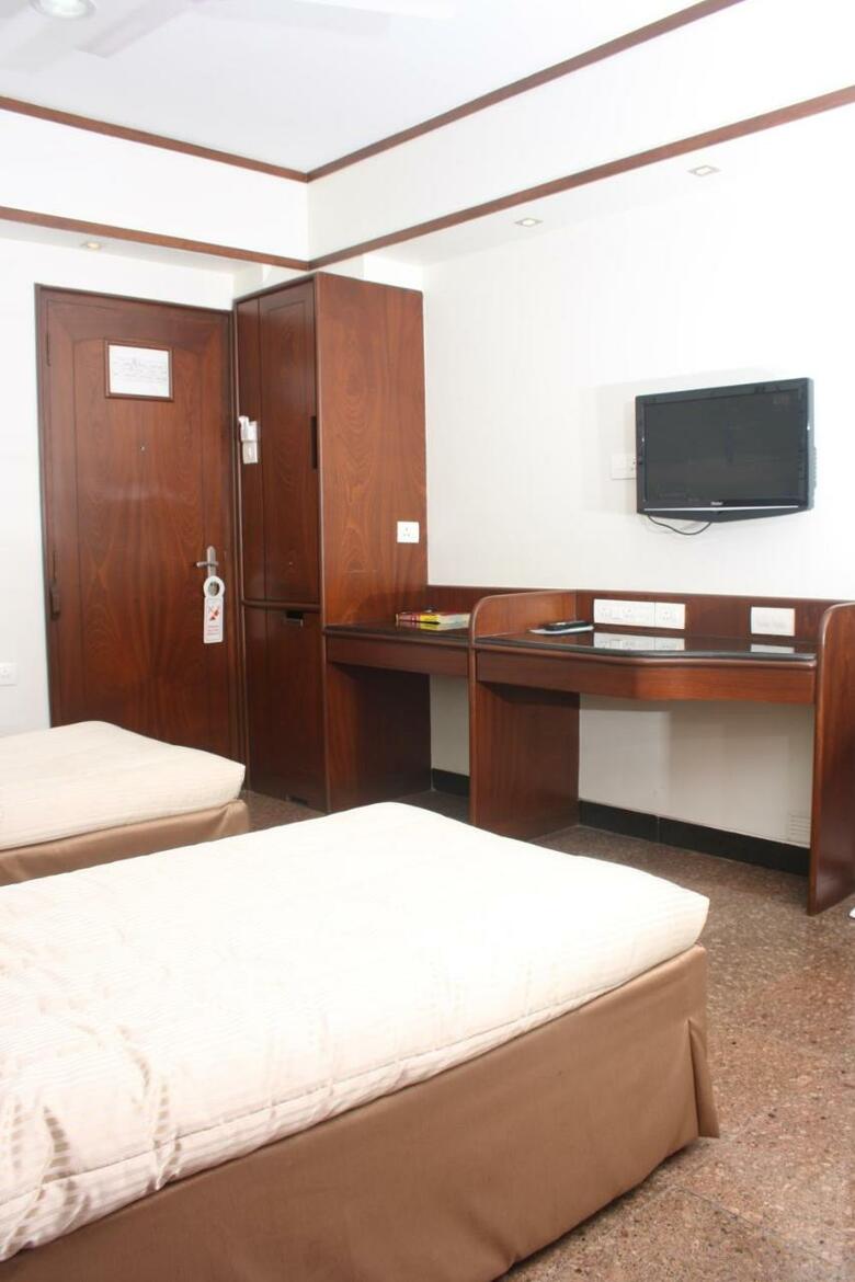 Hotel Karl Residency