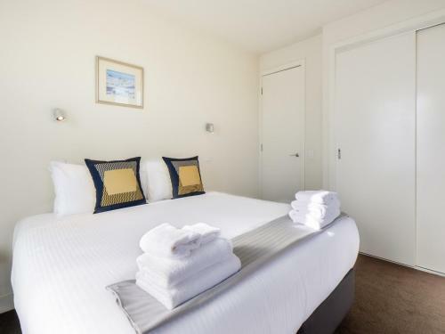 Boutique Stays - Maple On Kent, Glen Iris Townhouse
