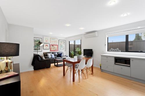 Manallack Apartments Boyd And Whiteley