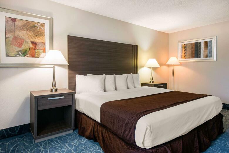 Orlando International Airport Hotel
