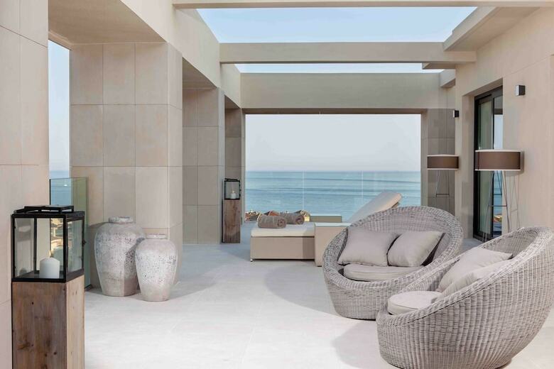 Hotel The Oasis By Don Carlos Resort