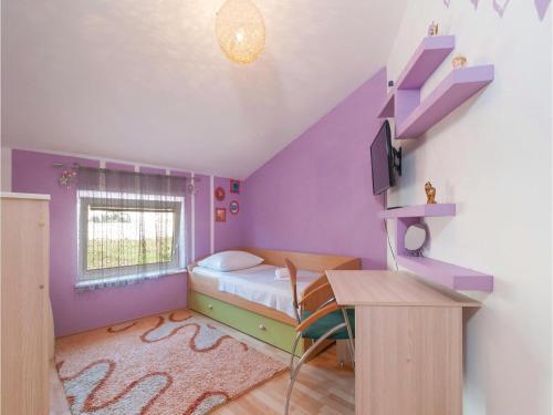 Three-bedroom Apartment Podstrana With Sea View 07