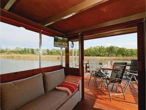 Two-bedroom Accommodation In Radewege