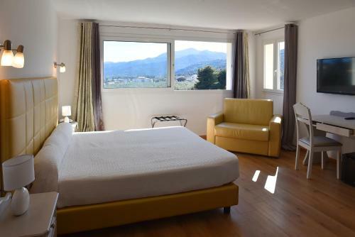 Hotel Castellu Rossu