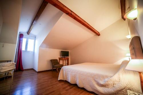 Hotel Castellu Rossu