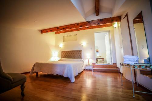 Hotel Castellu Rossu