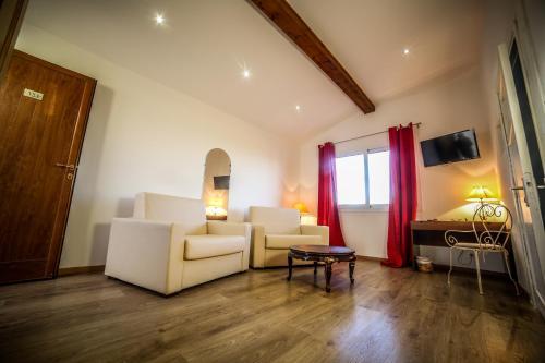 Hotel Castellu Rossu
