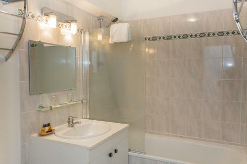 Hostal Maison D'h�tes Chambre En Ville