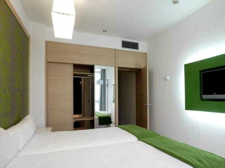 Hotel NH La Avanzada