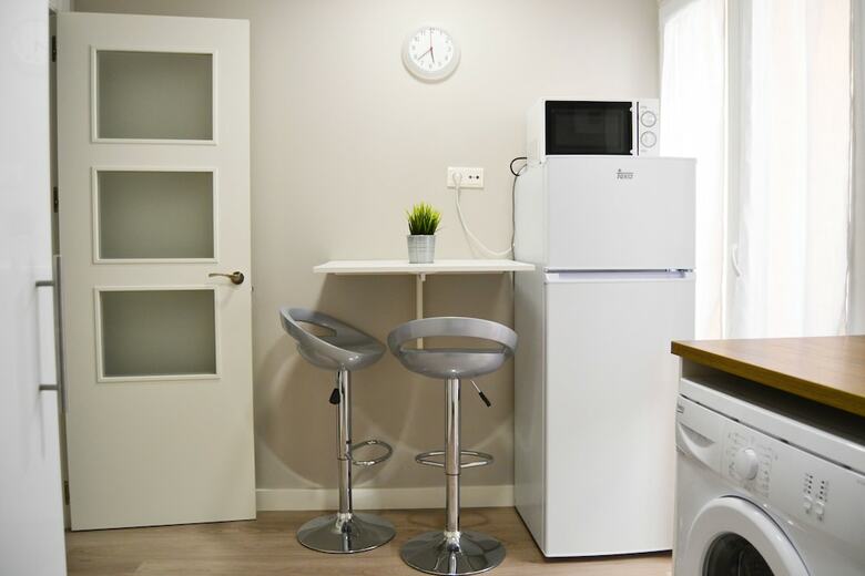 Apartamento Leopoldo Cano Center