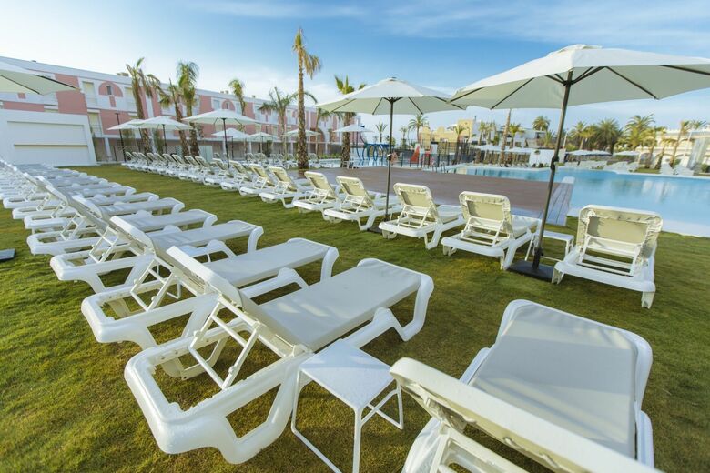 30 Degrees Hotel Dos Playas