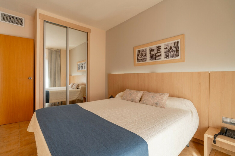 Aparthotel Advise Reina