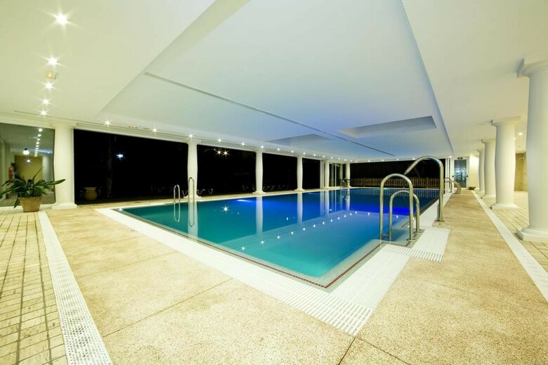 Hotel Monarque Cendrillon