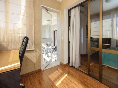 Two-bedroom Apartment In Marbella-las Chapas