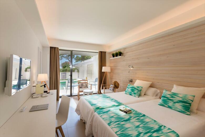 Hotel Fergus Style Palmanova