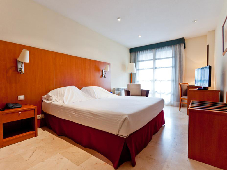 Exe Gran Hotel Almenar