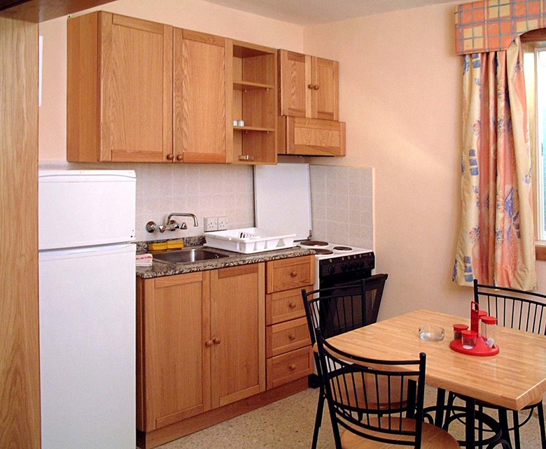 Bayview Hotel & Apartments