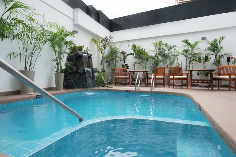 Hotel Crowne Plaza Lima