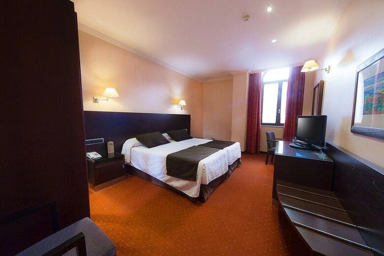 Hotel San Juan De Los Reyes