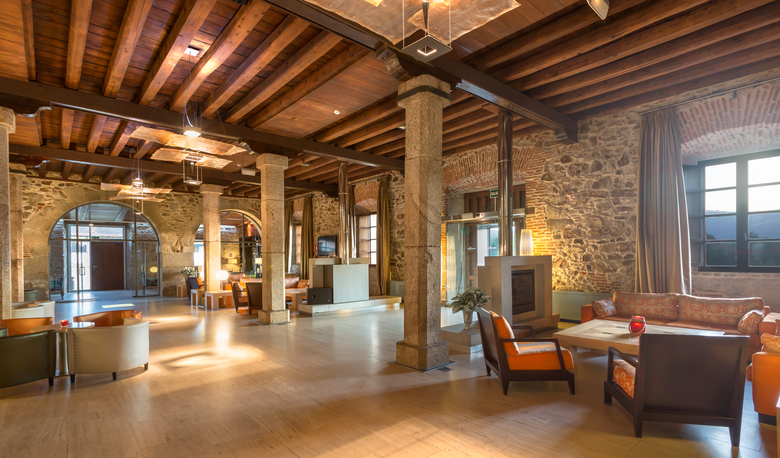 Hotel Iz�n Puerta De Gredos