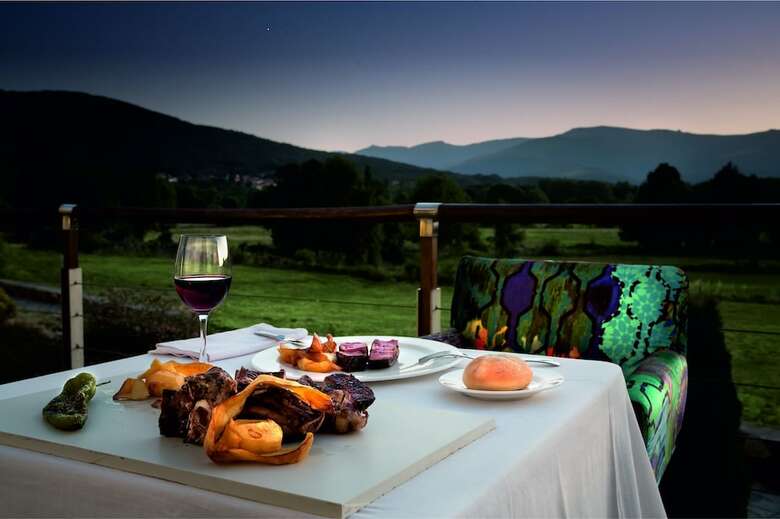 Hotel Iz�n Puerta De Gredos