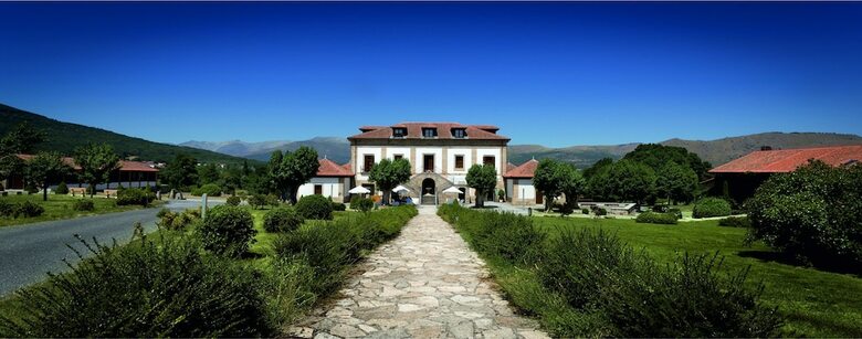 Hotel Iz�n Puerta De Gredos