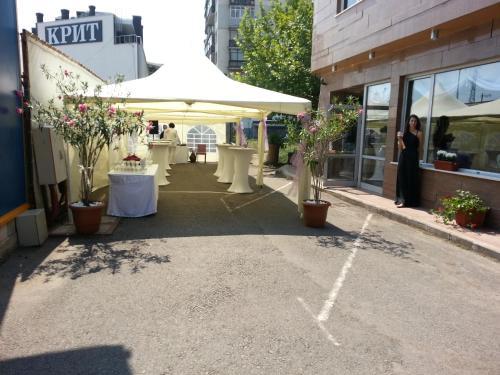 Elate Plaza Hotel