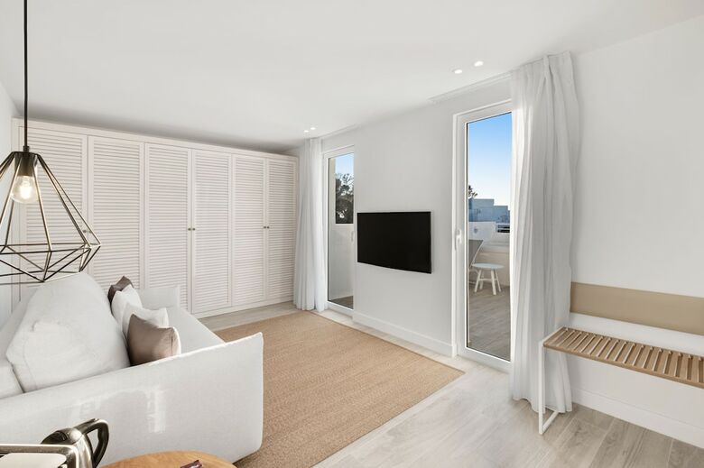 Hotel Barcel� Portinatx - Adults Only