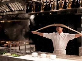 Hotel Pullman Shanghai Skyway