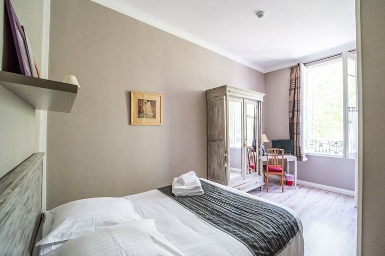 Hotel Souvenirs De Familles
