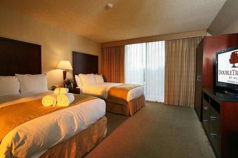 Hotel Doubletree Suites By Hilton Tucson Airport